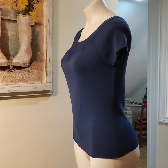 LOFT Sweater - Picture 7 of 11